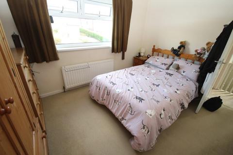 4 Kestrel Drive, Bradford, BD2 4HA