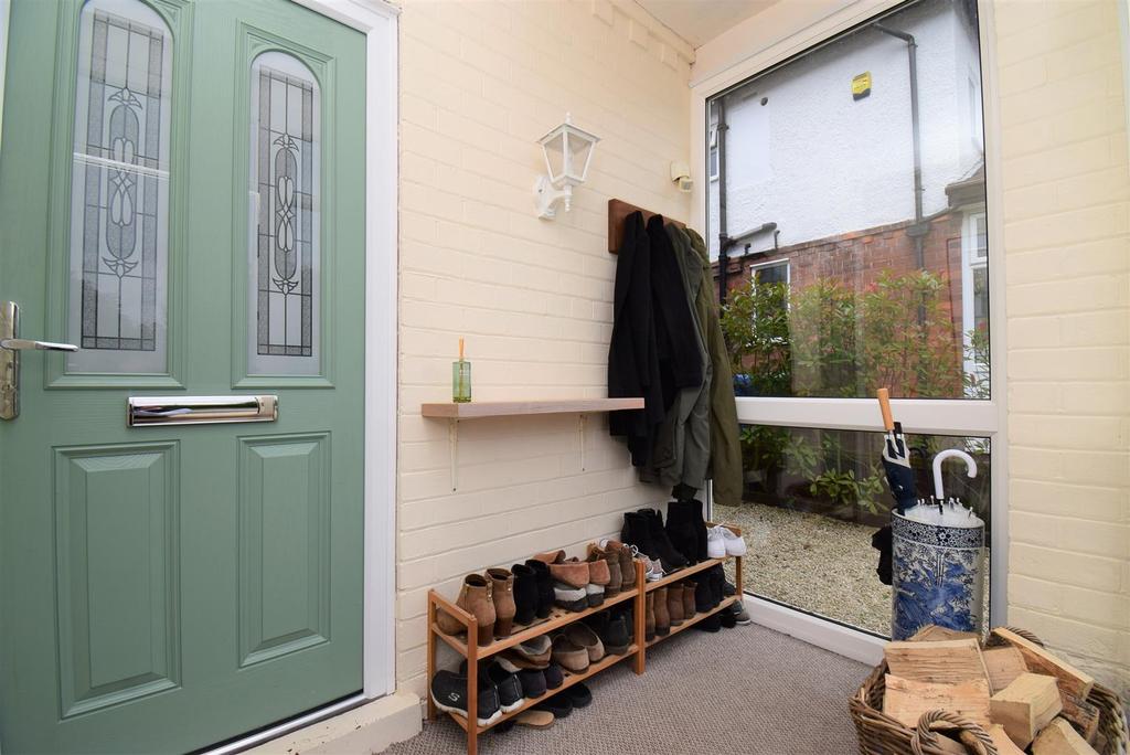 Westfield Rise, Hessle 3 bed semidetached house £344,950