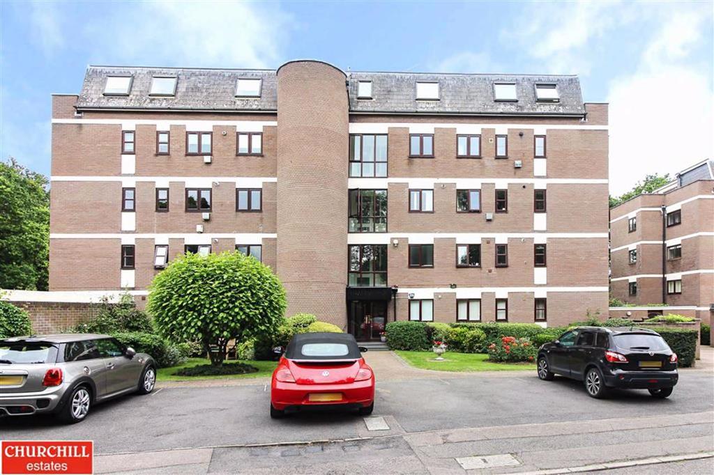 Hawsted, Buckhurst Hill, Essex 2 bed flat £625,000
