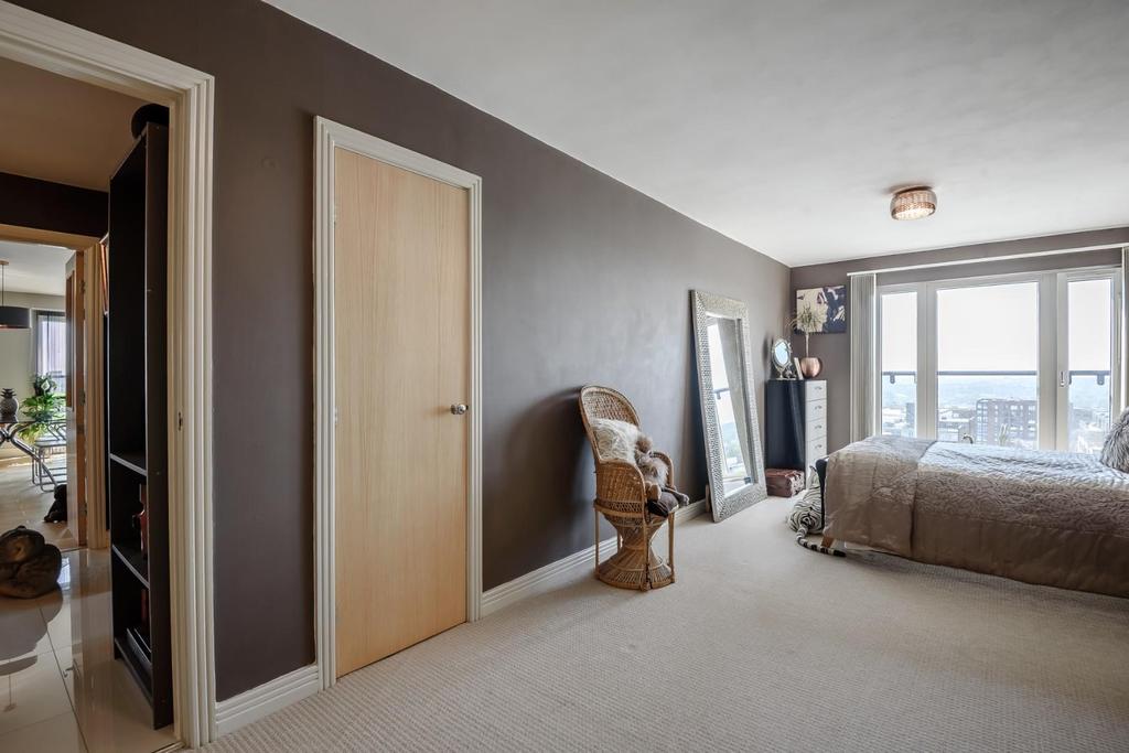 8470331-interior27.jpg