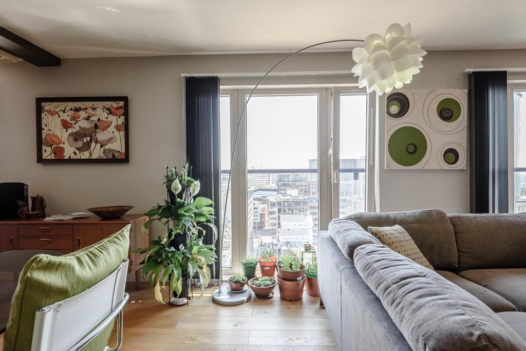 8470331-interior04.jpg