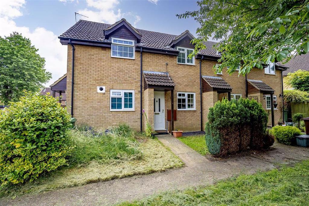 Wilstone Drive, St. Albans, Hertfordshire 1 bed terraced house £1,000