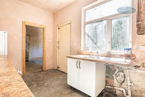 94 Upperthorpe, Sheffield, S6 3NE