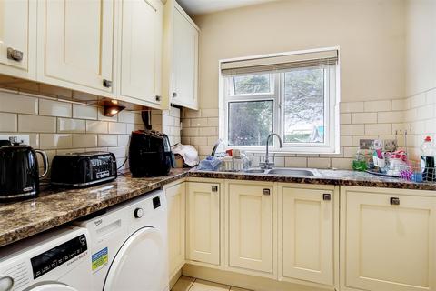 33 Overton Road, London, E10 7PR
