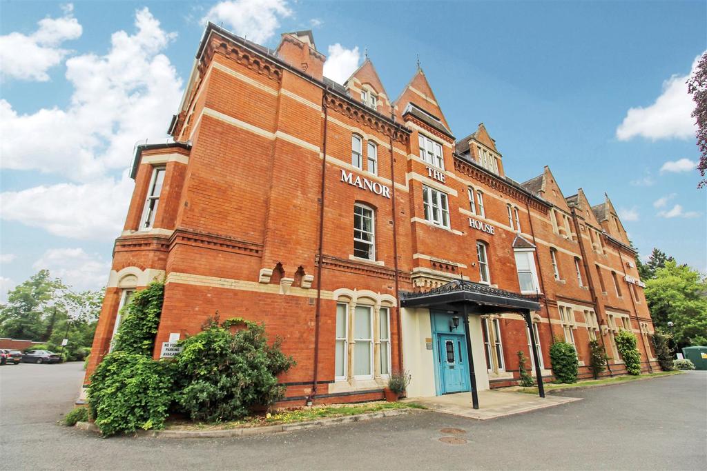 AVENUE ROAD, LEAMINGTON SPA CV31 3ND 2 bed apartment £1,100 pcm (£254 pw)