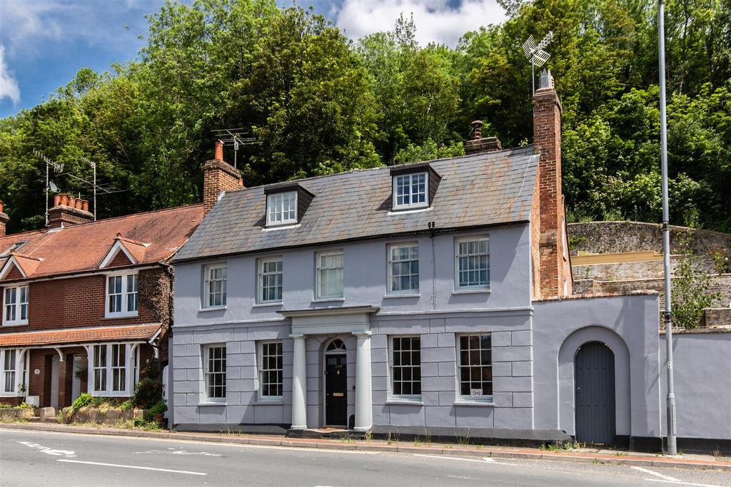 Malling Street, Lewes 6 bed detached house £880,000