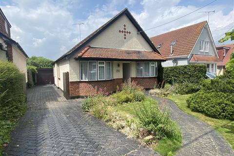 24 Mount Pleasant Avenue, Hutton, Brentwood, CM13 1PW