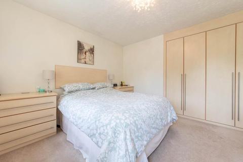 5 Barnfields, Cleobury Mortimer, Kidderminster, DY14 8RG