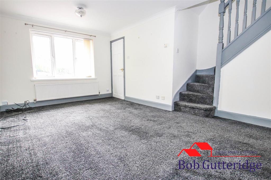 Dairyfields Way, Sneyd Green, StokeOnTrent 3 bed semidetached house £155,000