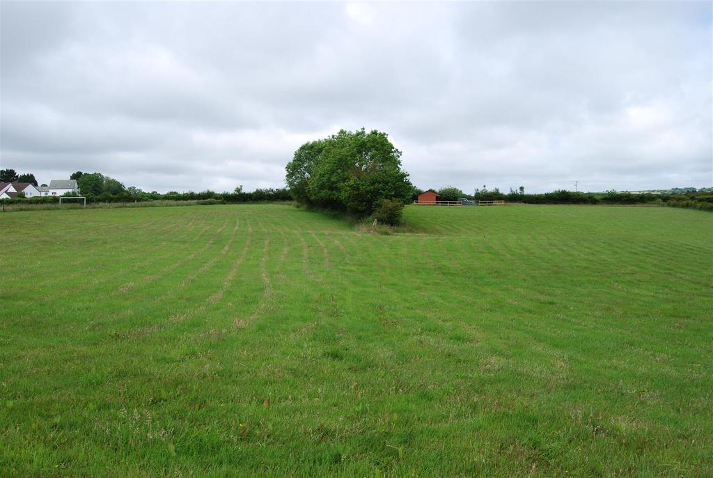 Dobwalls, Liskeard Land £85,000