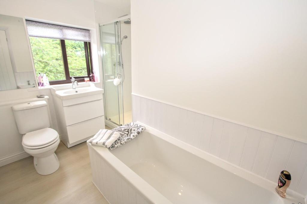 Bathroom/w.c.