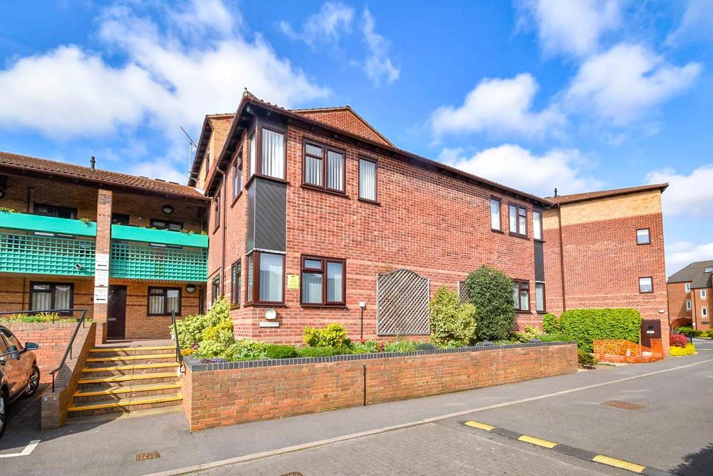 Marlborough Court, West Bridgford, Nottingham 2 bed retirement property