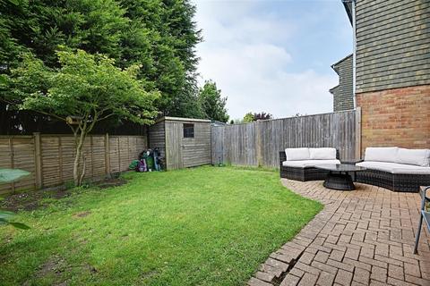 5 Quebec Close, Bexhill-on-sea, TN39 4HX