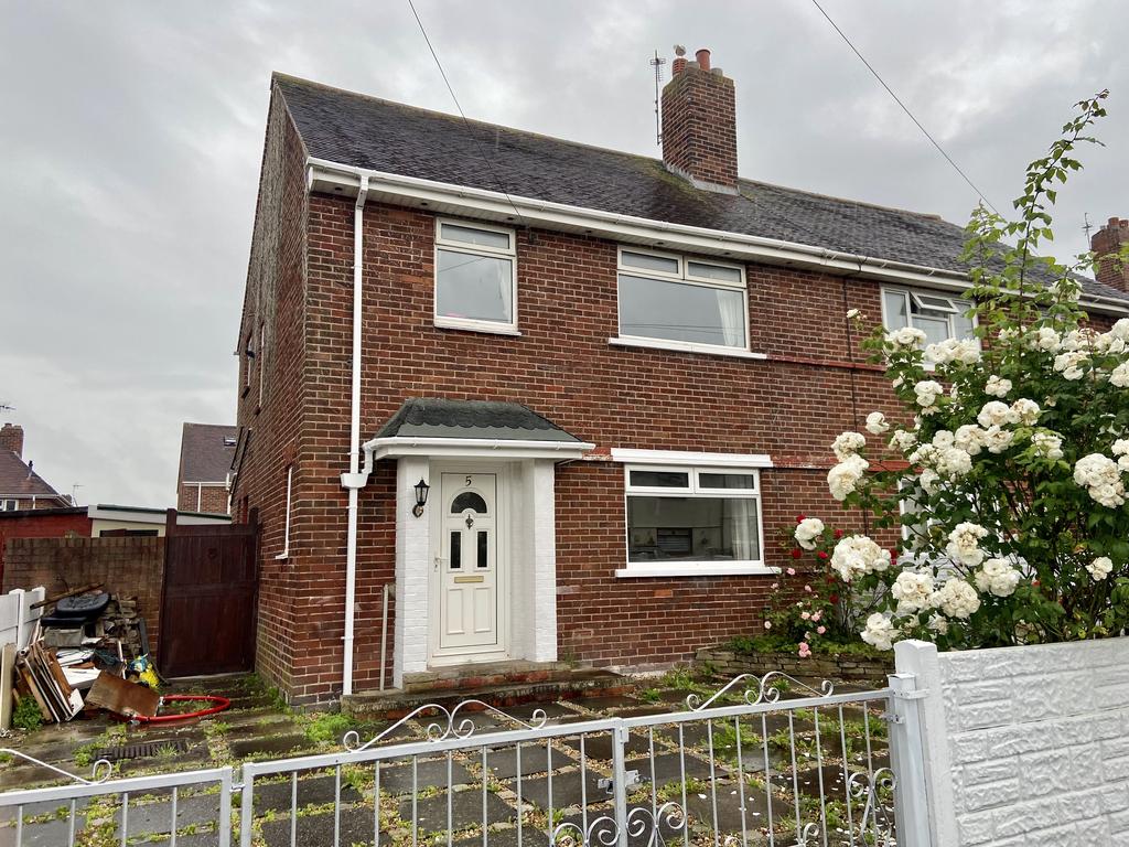 Hockley Place, Blackpool FY3 3 bed semidetached house £110,000