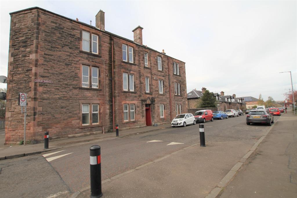 Ashley Terrace, Alloa, FK10 1 bed flat £345 pcm (£80 pw)
