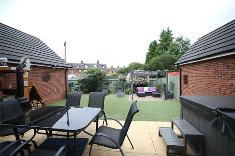 38 Springhill, Shifnal, TF11 8FB