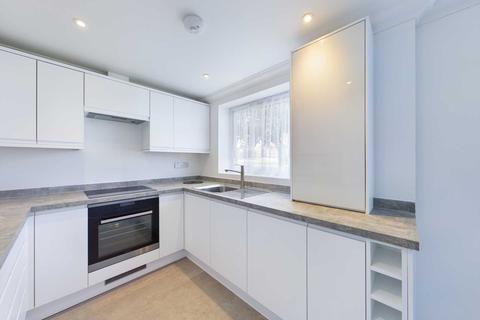 53 Burns Drive, Hemel Hempstead, HP2 7NP