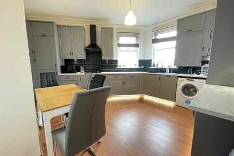 4 bedroom terraced house to rent, Consort Street, Leeds, West Yorkshire, LS3