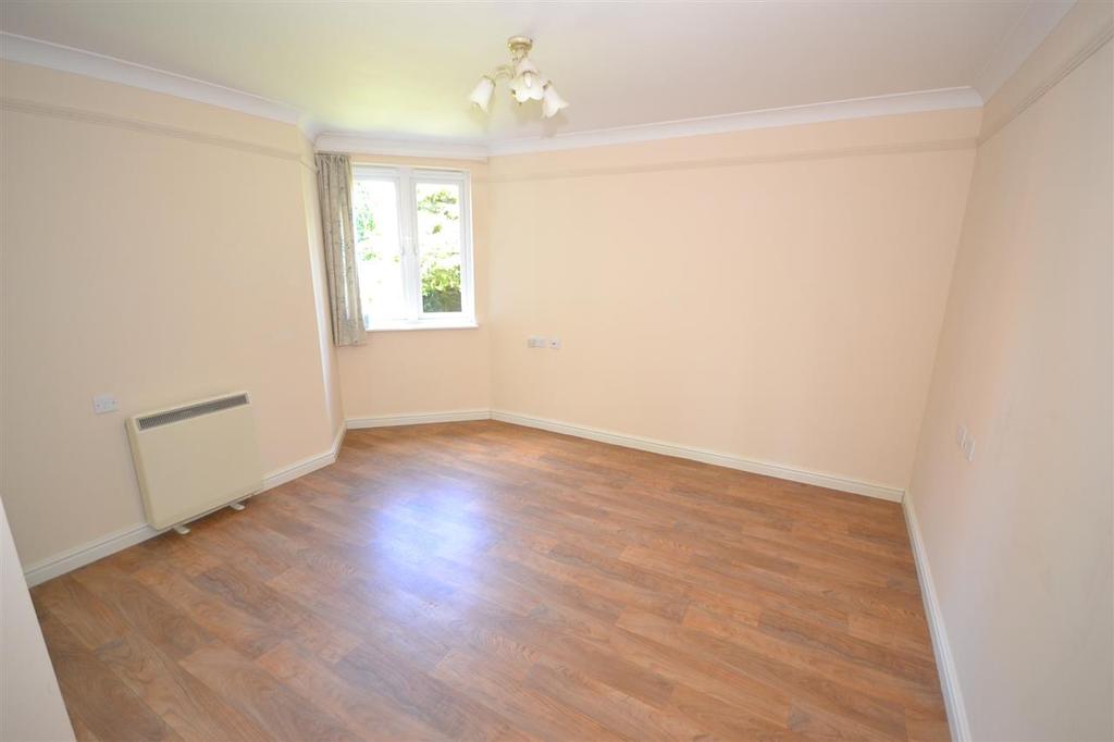 Main bedroom