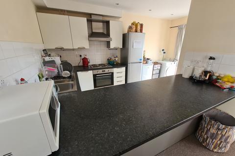 4 bedroom townhouse to rent, Boston Street, Hulme, Manchester. M15 5AY