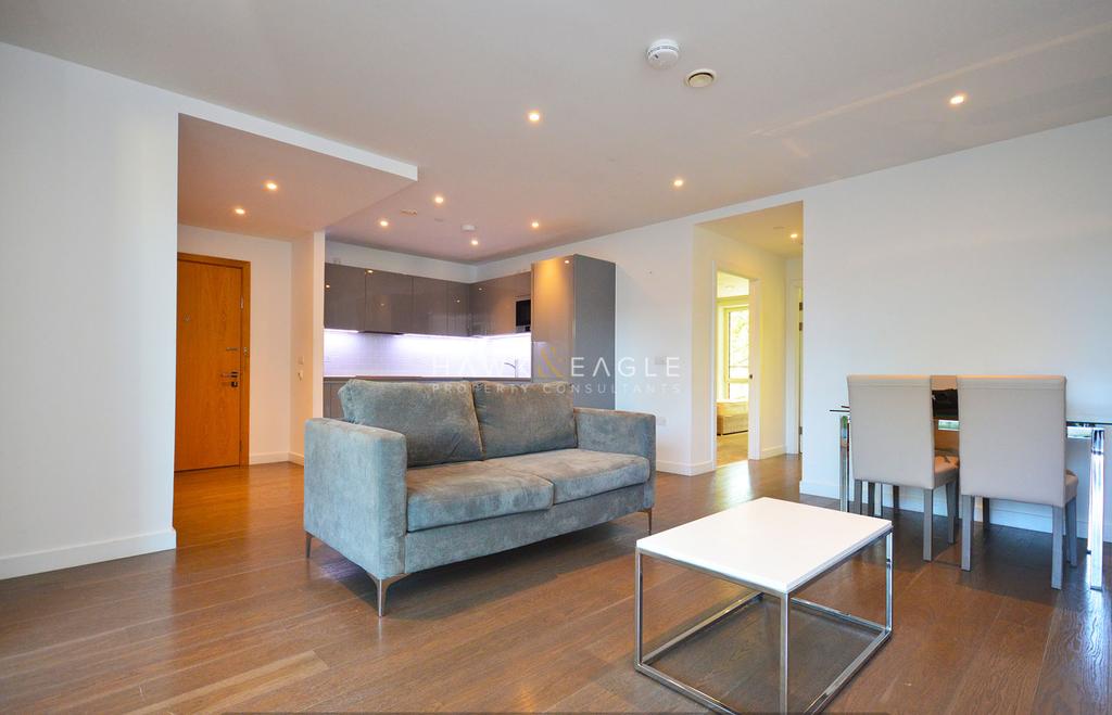 Drake Apartments, Elephant and Castle, London, SE17 2 bed apartment £