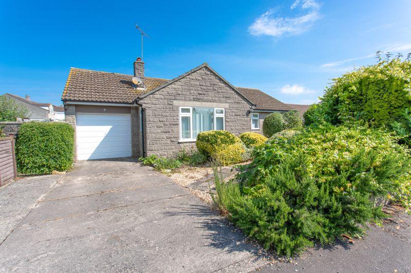 Stanchester Way, Curry Rivel 3 bed detached bungalow £325,000