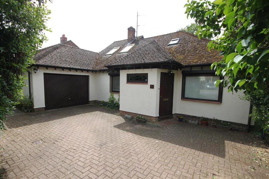 16 Gog Magog WayStapleford, Cambridge 4 bed detached house £1,700 pcm