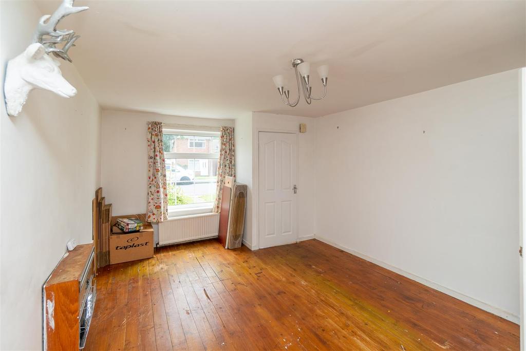 White Furrows, Cotgrave, Nottingham 2 bed terraced house £150,000