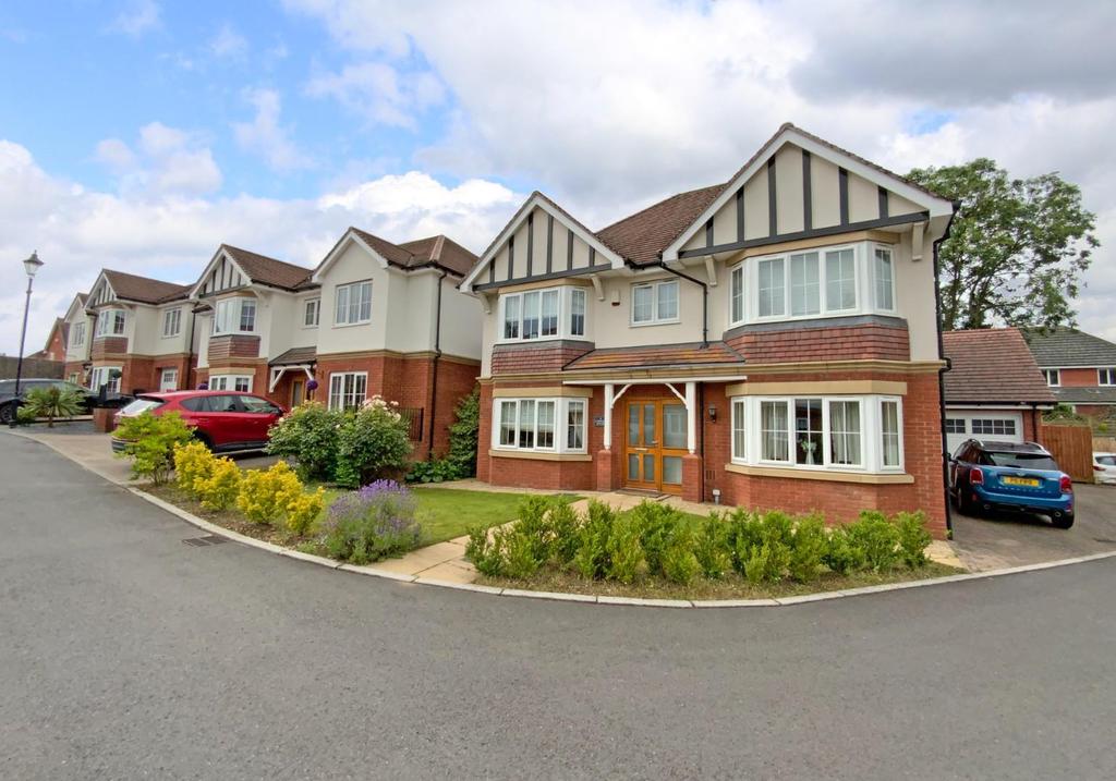 Abbot Close, Kirby Muxloe, Leicester 4 bed detached house £580,000