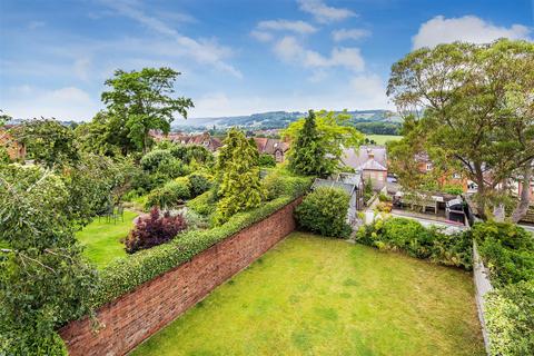 St Michaels Mount Cotmandene, Dorking, RH4 2BN