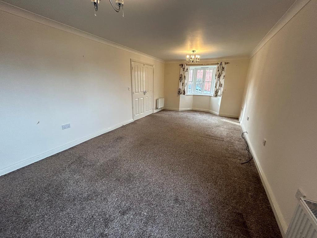 Mariana Close, Chellaston, Derby, DE73 4 bed detached house to rent £