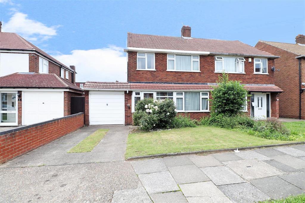 Fleet Road, Dartford 3 bed house for sale £360,000