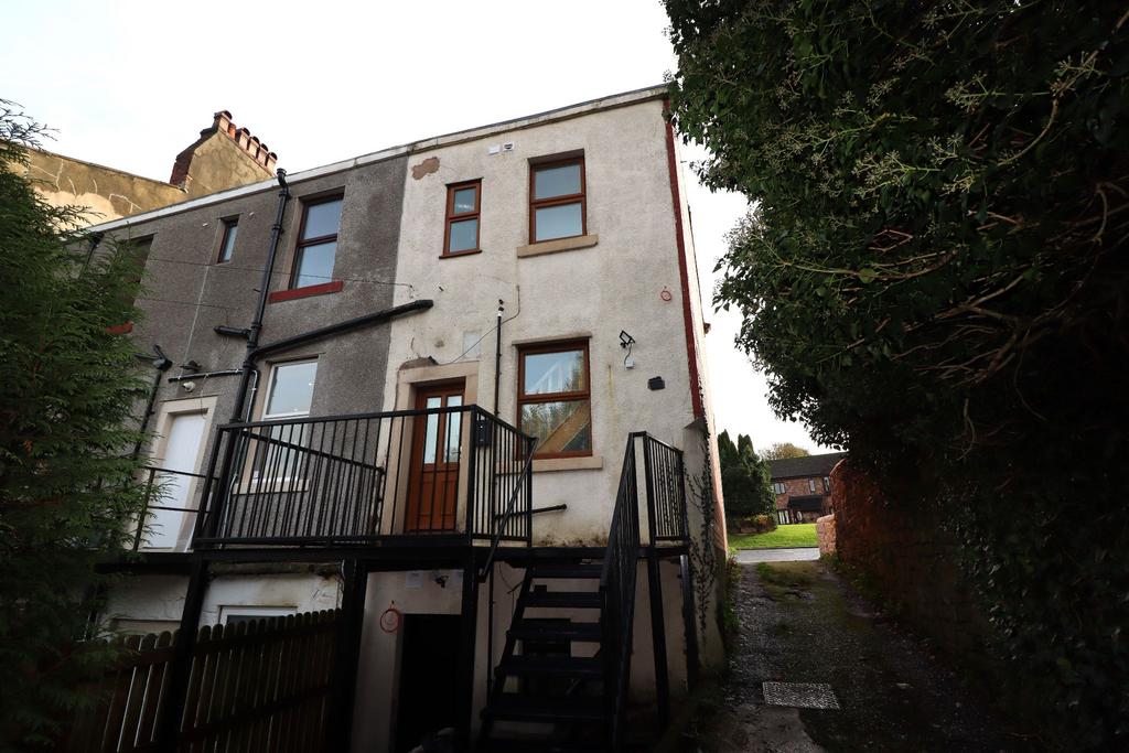 Preston Old Road, Cherry Tree, Blackburn, BB2 1 bed flat £595 pcm (£