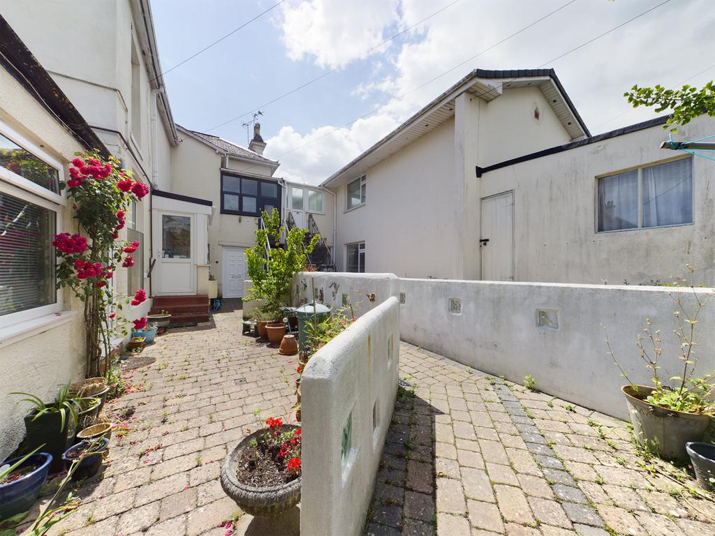 Elmsleigh Road, Paignton 1 bed apartment £114,950