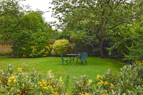 143 Blackheath Park, London, SE3 0HA