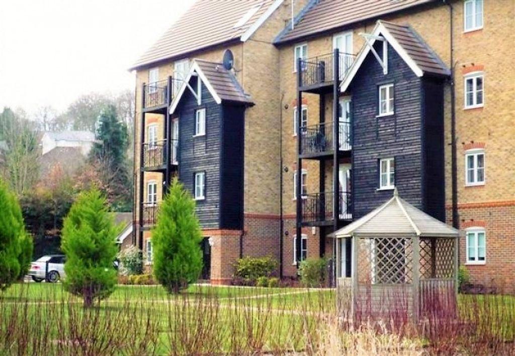 Wye Gardens, Fryers Lane, HIGH HP12 3DU 2 bed ground floor flat