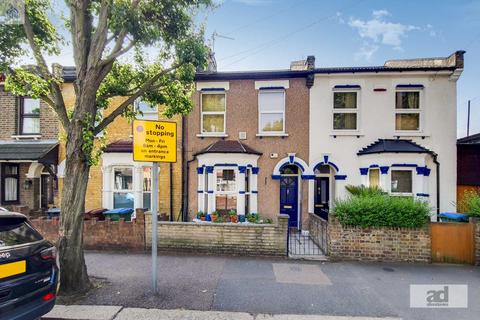 3 Cary Road, London, E11 3LG