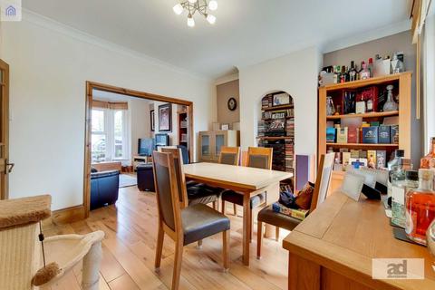 3 Cary Road, London, E11 3LG