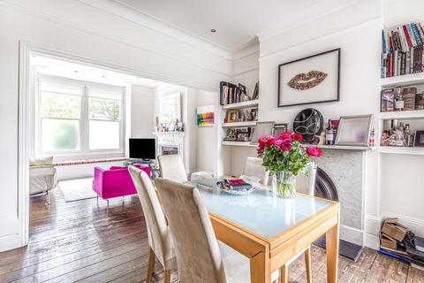 19 Gresley Road, London, N19 3LA