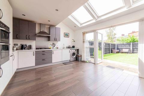 3 bedroom semi-detached house for sale, Somersby Street, Oldham, OL8