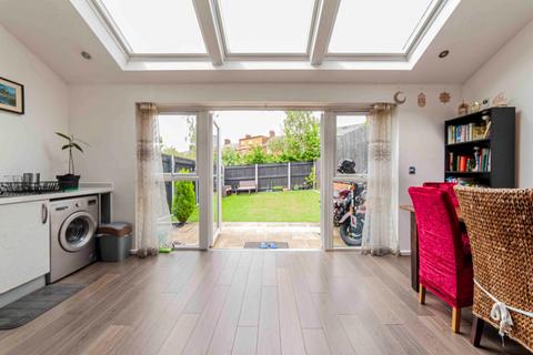 3 bedroom semi-detached house for sale, Somersby Street, Oldham, OL8
