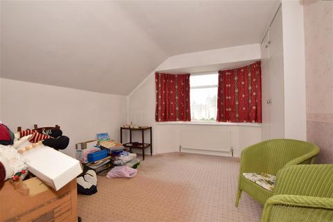 63 Grasmere Road, Bexleyheath, DA7 6PL