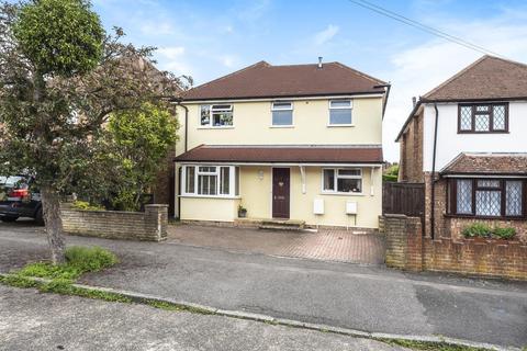 8 Ardmore Avenue, Guildford, GU2 9NJ