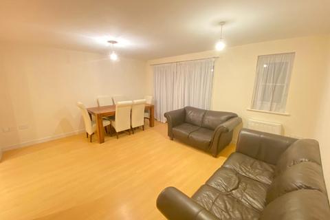 2 bedroom flat to rent, Winnipeg Way, Broxbourne, EN10 6FH