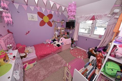 357 Braehead, Alexandria, G83 9NG