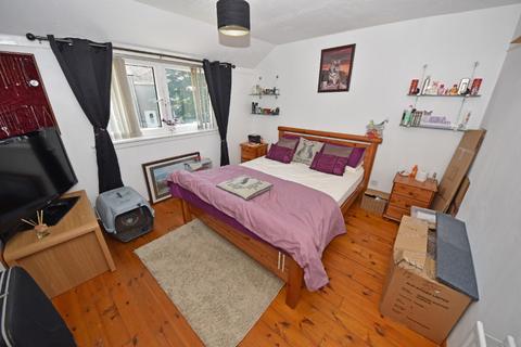 357 Braehead, Alexandria, G83 9NG