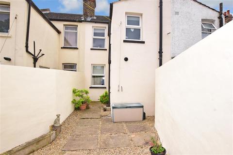 7 Vale Road, Northfleet, Gravesend, DA11 9RE