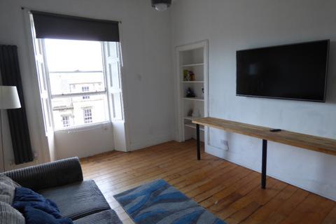 1 bedroom flat to rent, Airlie Place, Canonmills, Edinburgh, EH3