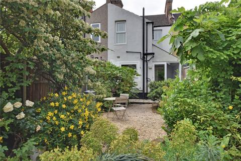 74 Fernbrook Road, London, SE13 5NH