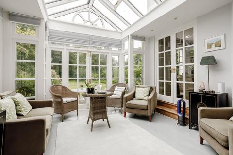 Grays Lodge Highercombe Road, Haslemere, GU27 2LQ